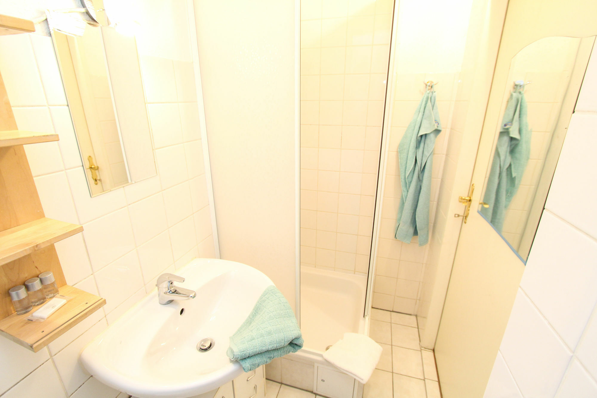 Checkvienna - Hagenmuellergasse Apartment Bagian luar foto